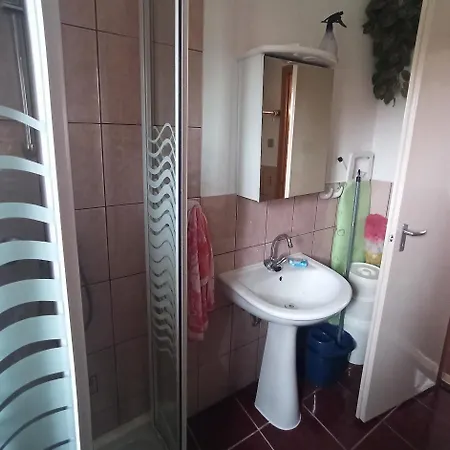 Elod Nyaralohaz Balatonbereny